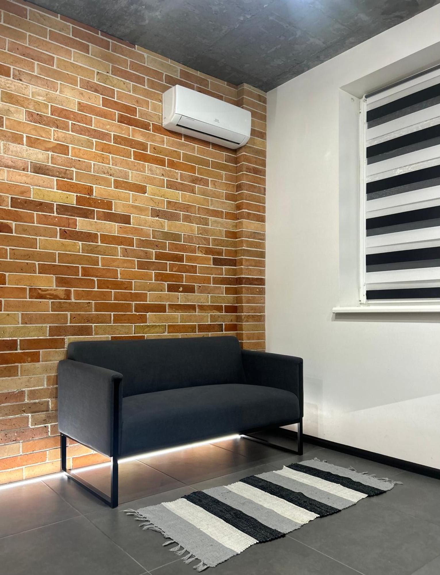 Appartement Loft На Кониського, Центр à Dnipro Extérieur photo